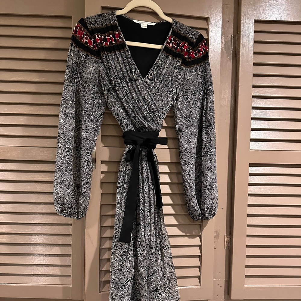 Diane Von Furstenberg Puffed Sleeves Wrap Dress Sz 6